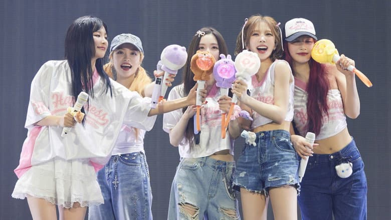 Red Velvet [Happiness Diary : My Dear, ReVe1uv] in Cinemas